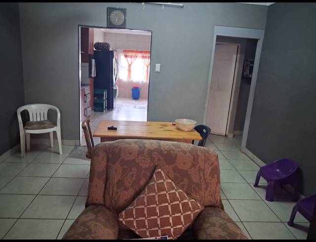 3 BEDROOM HOUSE FOR SALE IN AUSTERVILLE